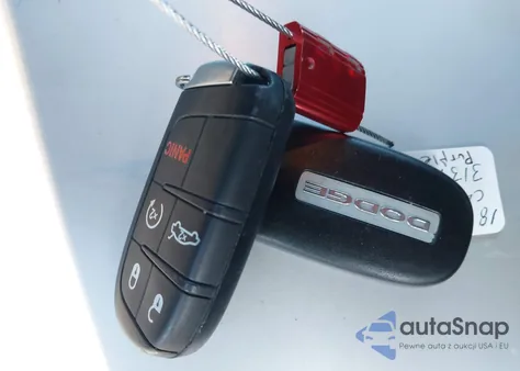 2018 Dodge Charger Sxt Rwd z USA, uszkodzony, nr VIN 2C3CDXBG9JH313117